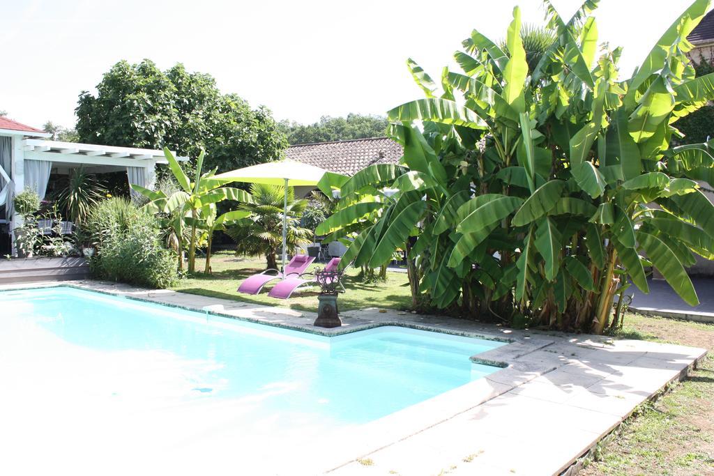 Le Domaine De La Lezardiere B&B Espiet Экстерьер фото