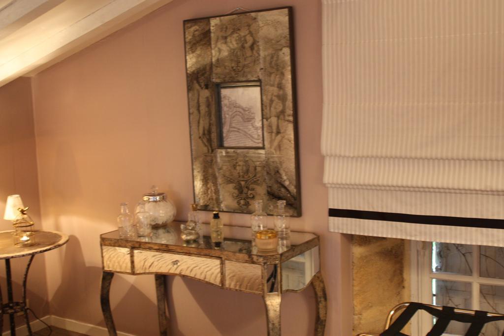 Le Domaine De La Lezardiere B&B Espiet Номер фото